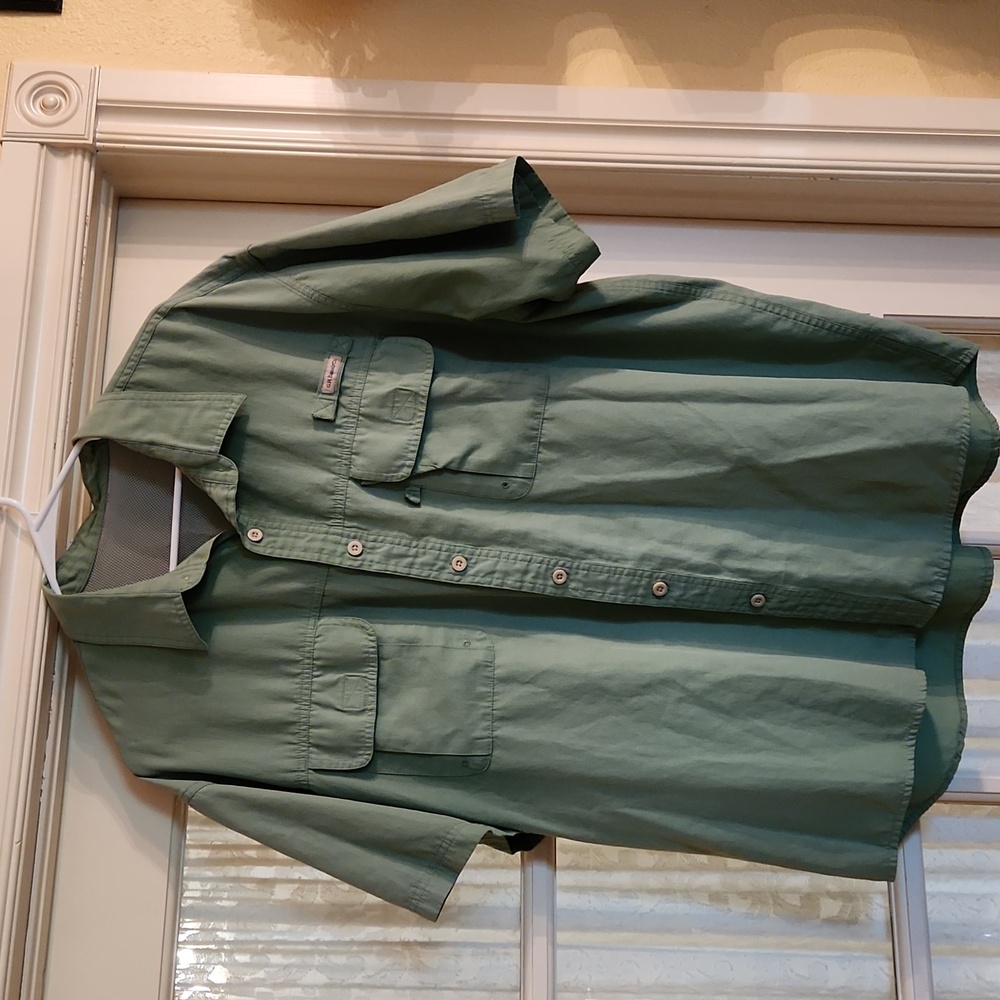 GH Bass vented fishing shirt. Size 2XL